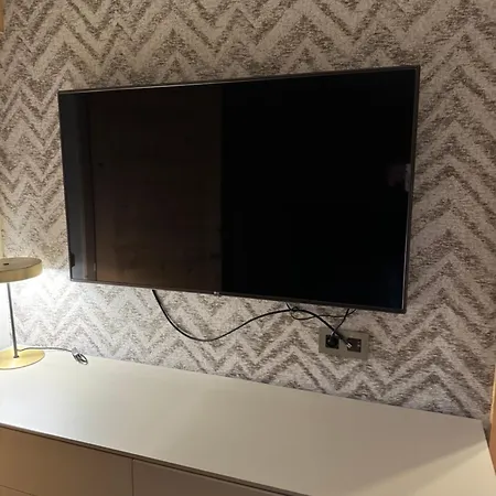 Les Skis Aux Pieds *